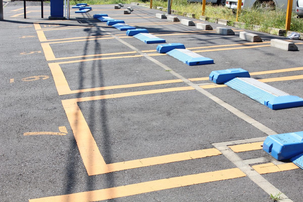 駐車場経営は土地なしでも稼げる?投資の流れや土地の選び方も解説! トチカム 駐車場経営は土地なしでも稼げる?投資の流れや土地の選び方も解説! トチカム