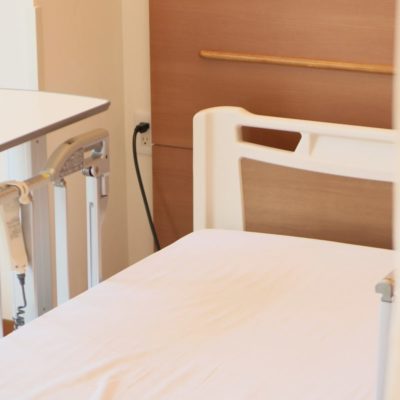 【サービス付き高齢者向け住宅で土地活用】サ高住経営のデメリットも正直に伝えるe